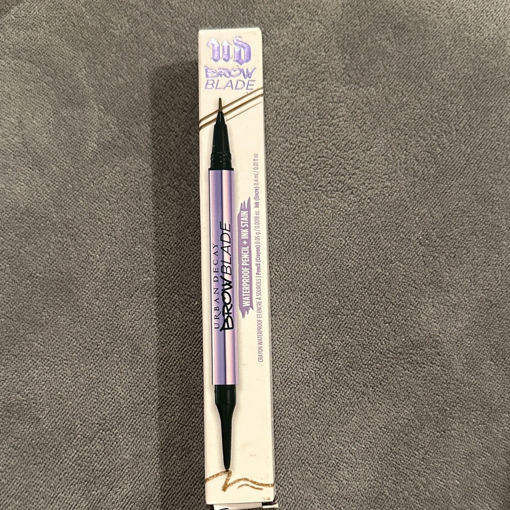 Urban Decay Brow Blade in brunette Betty medium brown